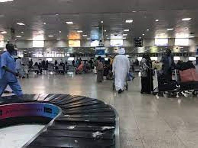 صالات الترانزيت.. العائد الخفي 10 صالة الوصول