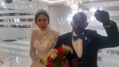 فتاة الاستوب 3