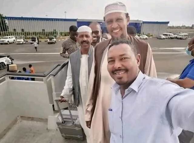 البشري بعدين ما تجي تكتب لينا (غدرونا والبنوت نيام ودرشونا بالدوشكات دريش) 1 البشرى الجنينة