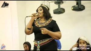 شاهد بالفيديو.. بعد شهرتها بارتداء الملابس المثيرة وتقديم الرقصات الساخنة..الفنانة وجدان الملازمين: تتحدث عن اللبس الشاذ وتحدد مواصفاته 1 وجدان