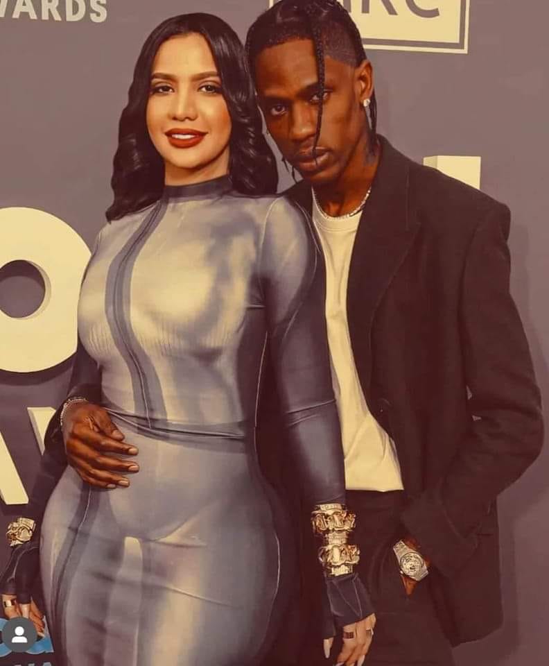 شاهد بالصورة.. ماهي حقيقة ظهور حسناء الإعلام السوداني مع فنان الراب الأمريكي وهو يضع يده على خصرها في لقطة مثيرة..إليكم القصة كاملة 12 لوشي فوتوشوب