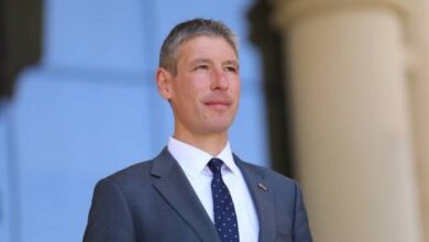 السفير البريطاني