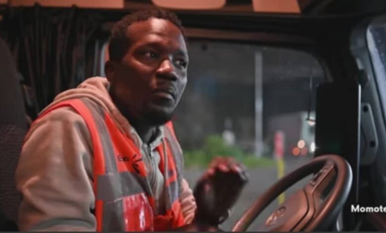 شاهد بالفيديو.. مهاجر سوداني في فرنسا يكشف تفاصيل عمله كسائق ويشجع الشباب والفتيات.. العمل متوفر بشدة للجنسين والراتب يبدأ من 3200 دولار وهذه إيجابيات العمل وسلبياته 1 311910917 640625731020737 3697740431898258635 n