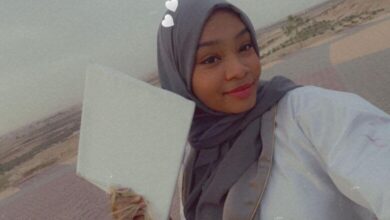 طالبة شهاده