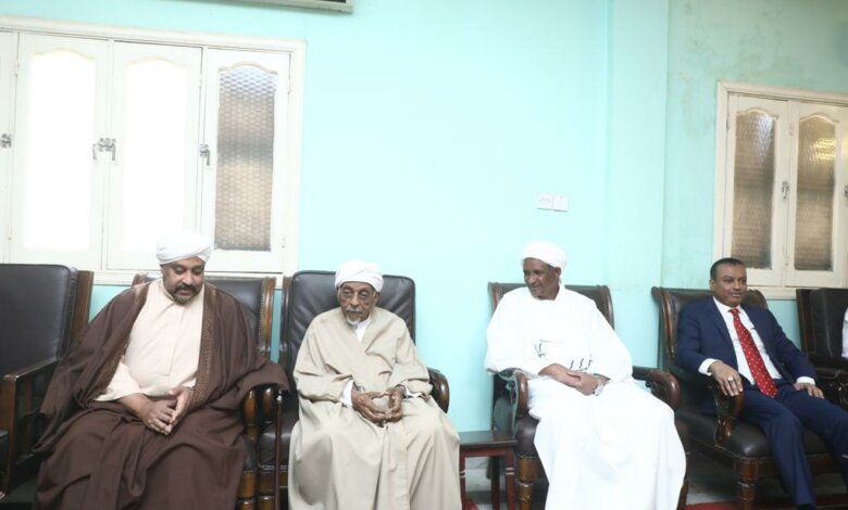 حميدتي يزور الميرغني بحضور جعفر والحسن 10 حميدتي والميرغني 780x470 1