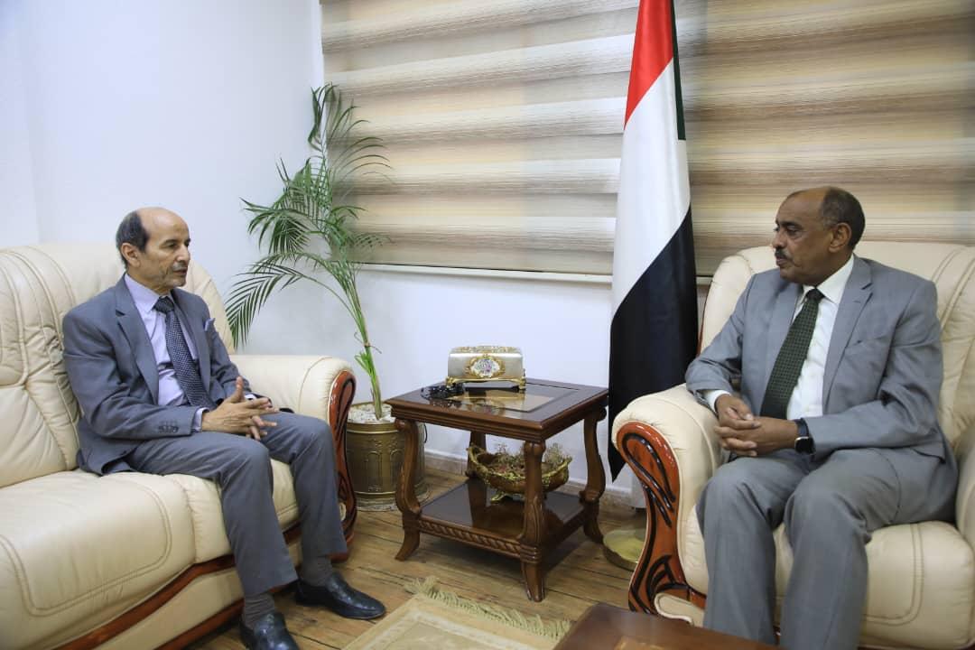 وزير الخارجيةيتسلم رسالة من نظيره المغربي دعما للاتفاق الإطاري 10 سفير