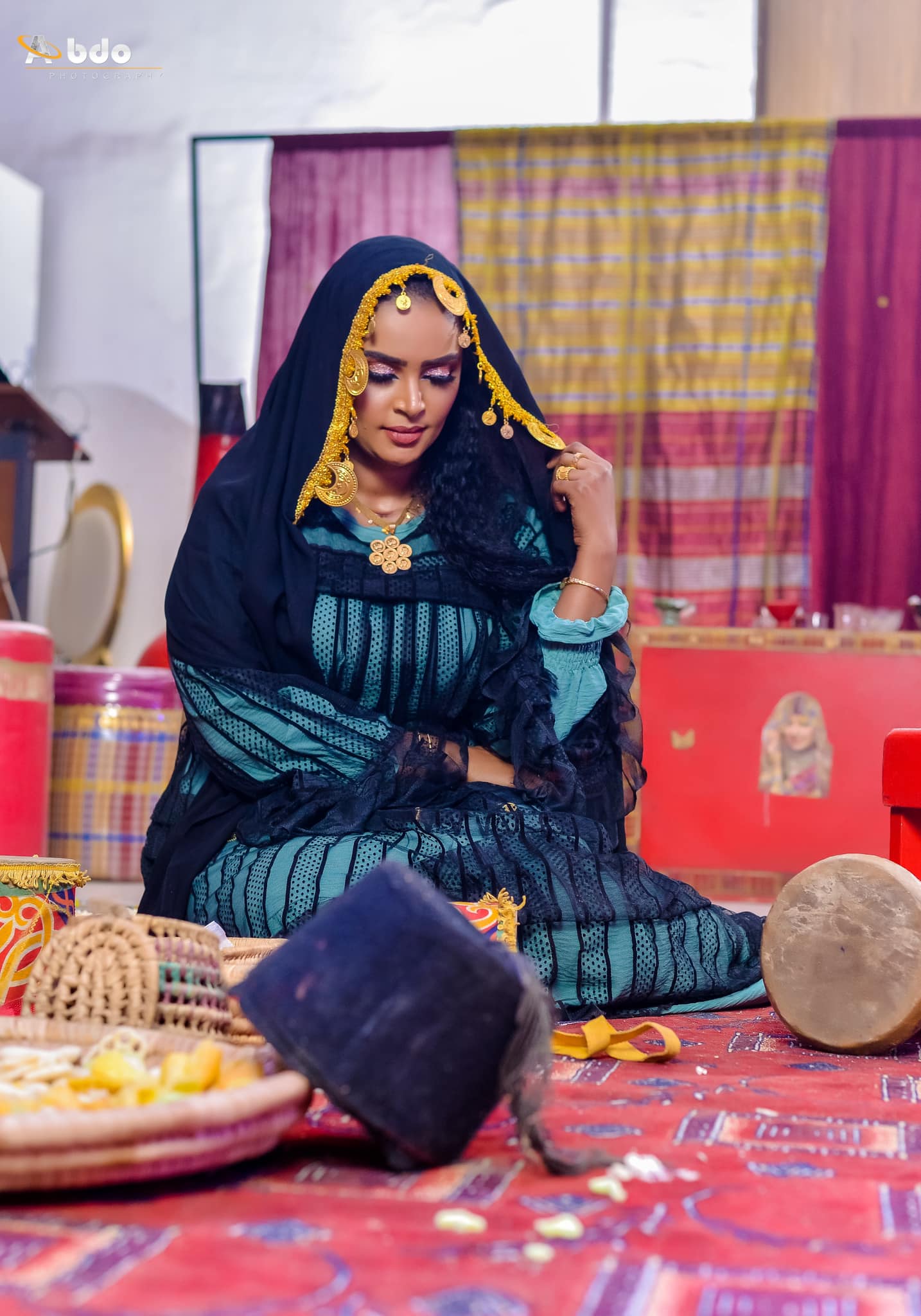 شاهد بالصور.. مذيعة سودانية حسناء تخطف الأضواء بعد ظهورها في جلسة تصوير بالزي "النوبي" 6 320531271 1052753952787515 6038578046742109523 n