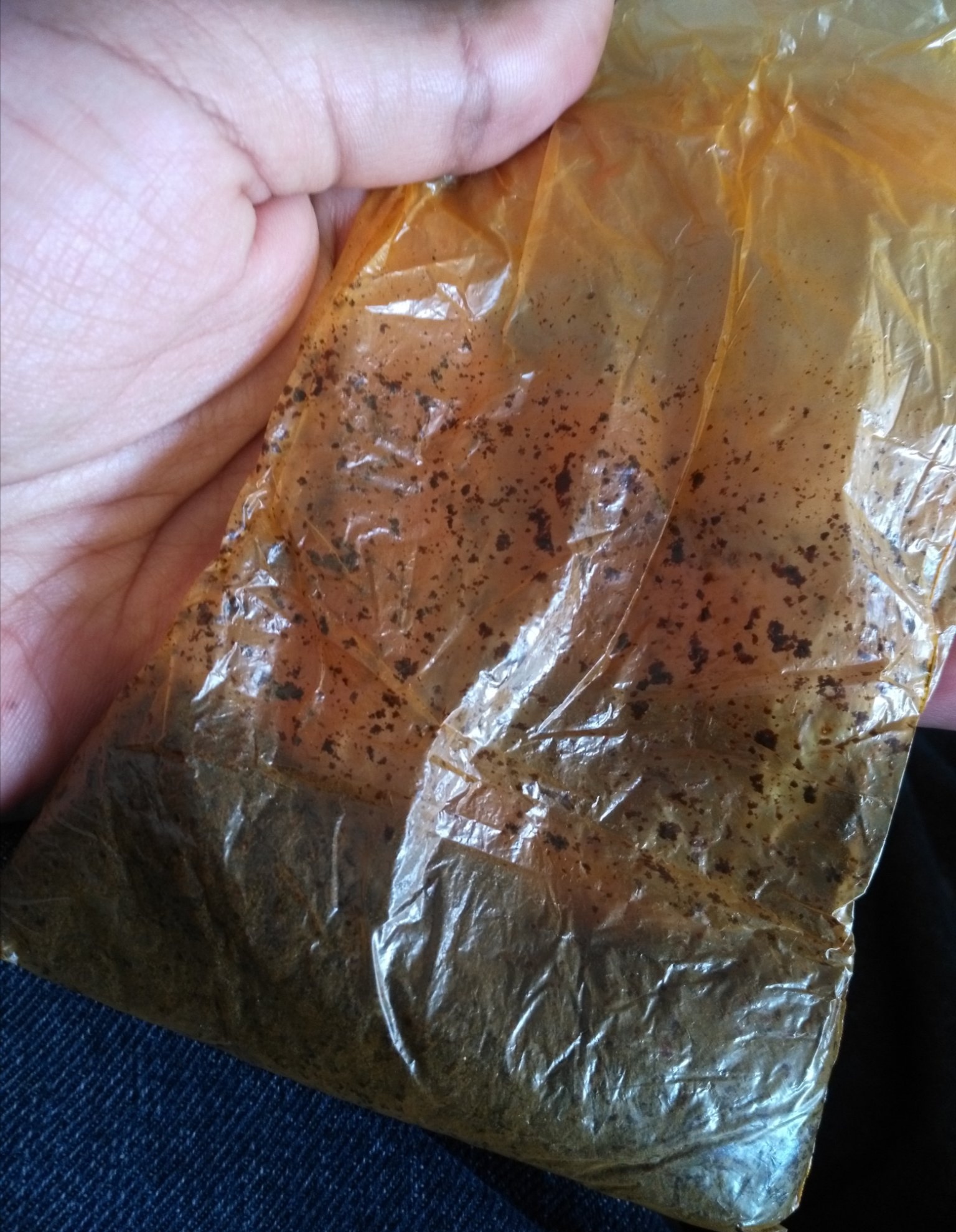 المباحث تضبط مائة جوال (تمباك) مهربة للخارج 10 IMG 20230104 095422