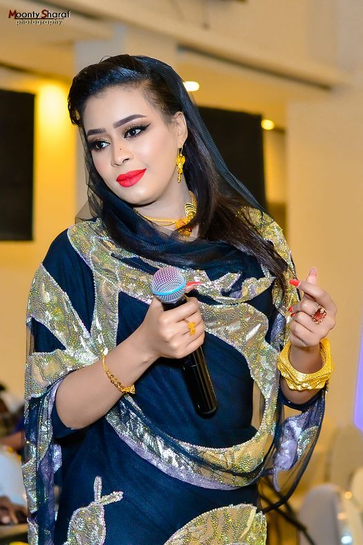 شاهد.. بسبب هذه الصورة الجمهور يطلق على الفنانة إيمان الشريف (عسل الشريف) ويشبهها بالفنانة الإماراتية بلقيس 2 ايمان الشريف جديد2