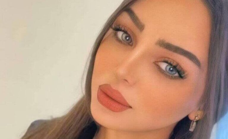 بالفيديو.. ناشطة سعودية: أمي كانت تنشر صوري وتكتب عليها " فضيحة رهف القحطاني " 1 رهف القحطاني من سكرتيرة إلى مشهورة في عالم سناب شات 768x731 1