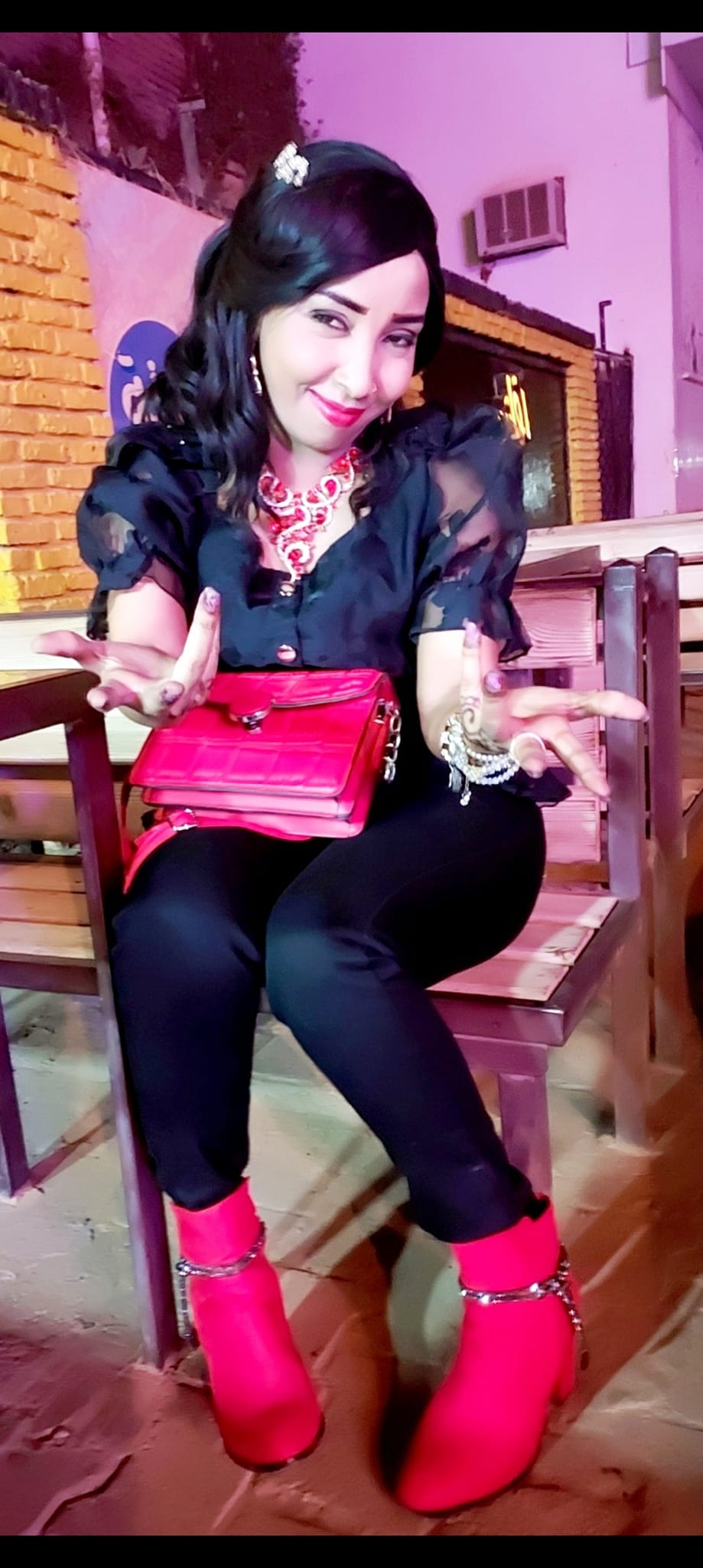 شاهد بالصور.. الفنانة السودانية نون حسن تفاجئ متابعيها بإطلالة مثيرة وتقول: (أنا العنكبوتة) 5 329593997 747417393213378 6182673117942916368 n