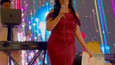 اية افرو فستان