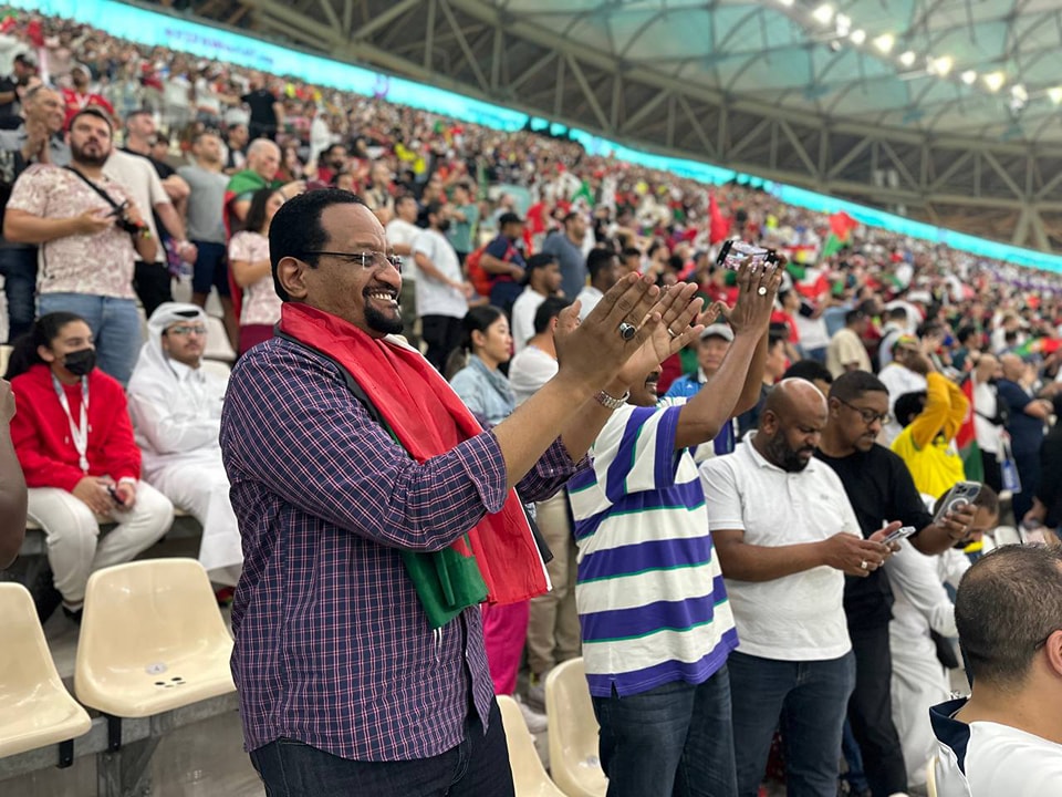 شاهد بالفيديو.. شيخ الأمين يكشف كواليس حضوره مونديال قطر: (حدثت فيه أشياء لأول مرة تحدث ودخل الإسلام بسببه الكثيرين وأنا قلت الما بوديني شنو؟) 10 شيخ الأمين المونديال