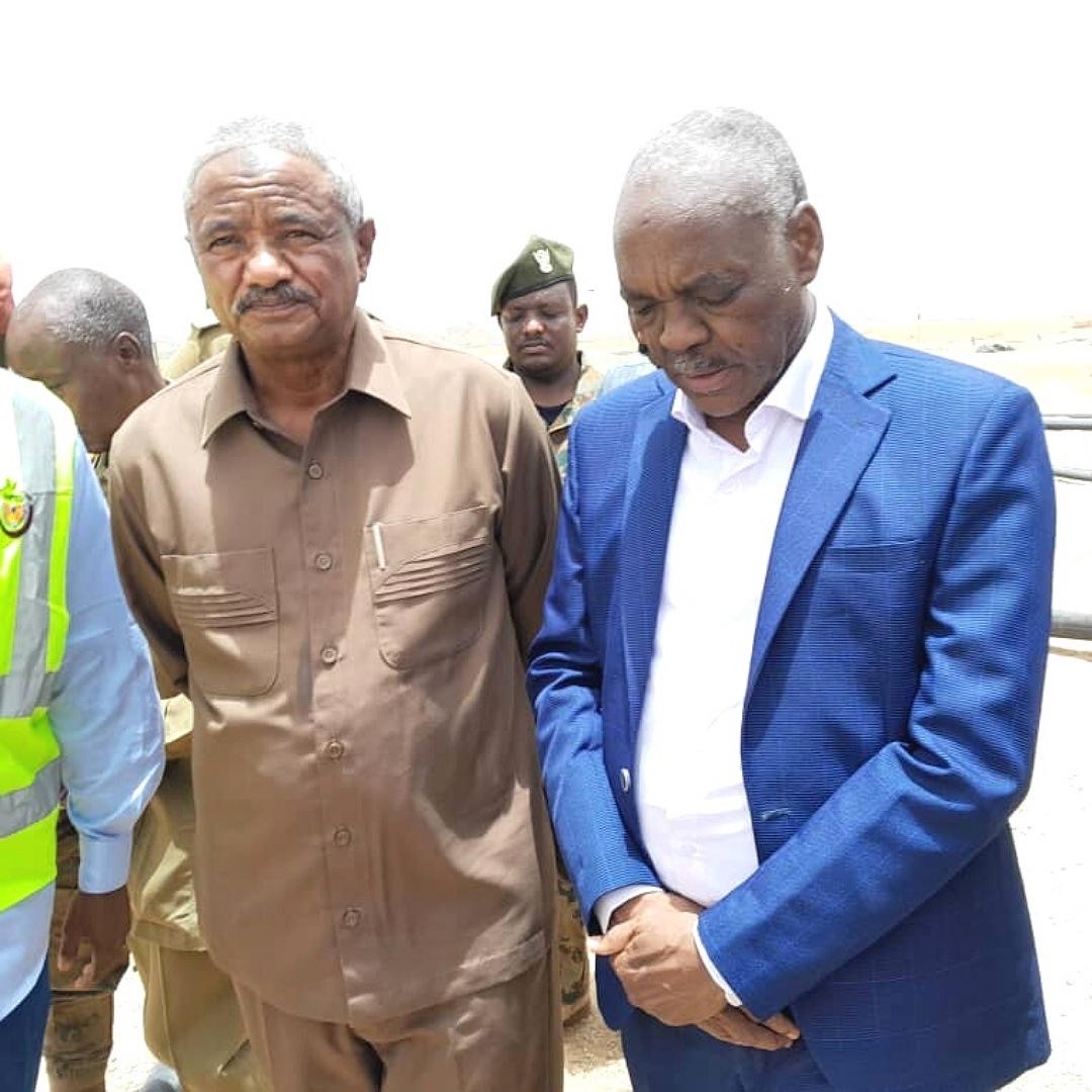 وزير المعادن يقف على قضايا التعدين بمحلية قنب ببورتسودان 10 IMG 1444