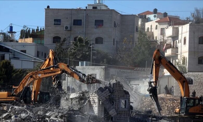 الجيش الإسرائيلي يهدم منزلين فلسطينيين في الضفة 1 IMG 1507