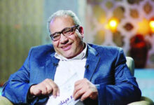 «سيارة طائرة» تجمع ليلى علوى وبيومى فؤاد.. طرح بوستر «ابن مين فيهم» تمهيدا لعرضه فى السينمات 34 biomi 1