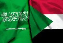 البرهان يغادر الرياض وفي مقدمة مودعيه نائب أمير المنطقة 33 السودان السعودية scaled 1