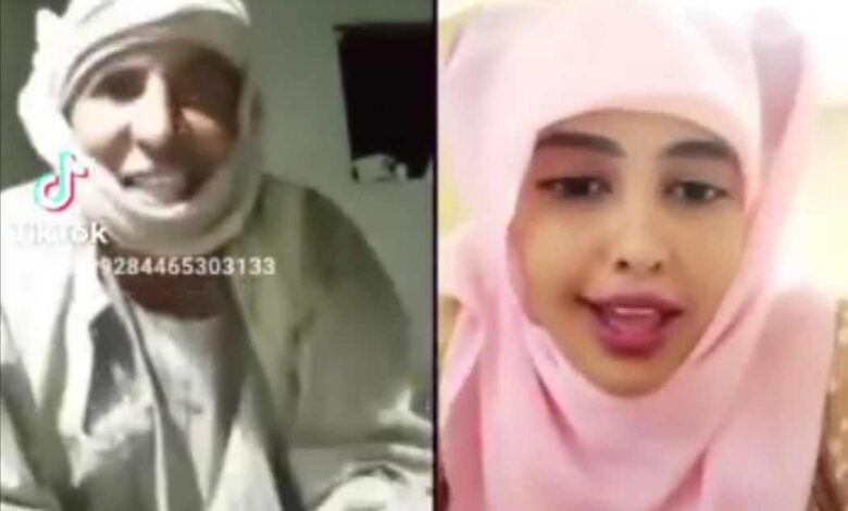 شاهد بالصورة والفيديو.. خلال بث مباشر رجل سوداني في الستين من عمره يغازل فتاة حسناء ويطلب منها "قبلة" (عاوز أدخلك في أكتر حتة حساسة عندي) 1 369680271 999793181133577 3238211688411025995 n