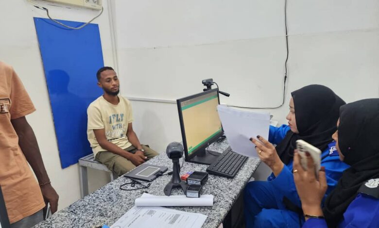 فريق الجوازات يصل القاهرة ...وقريباً انطلاق الحجز الالكتروني المسبق 1 الحجز الالكتروني 2 1