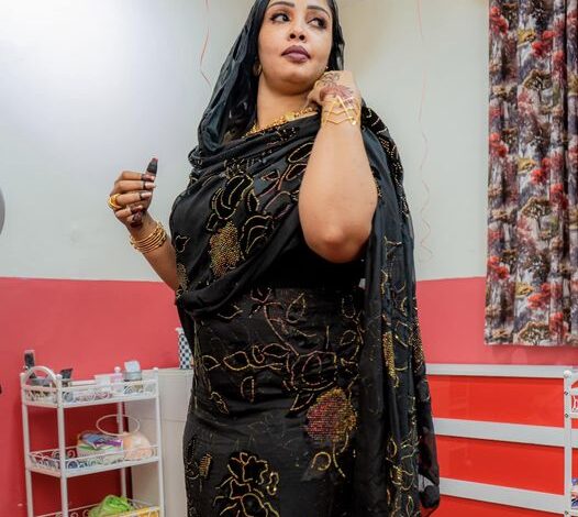 شاهد بالصورة.. حسناء السوشيال ميديا السودانية أمنية شهلي تلفت أنظار المتابعين بإطلالة مبهرة وتقول: (استحق أنّ يُقال لي أنتِي العوُض) وومتابعون: (انتي العوض وأهل العوض والعسل حقهم) 1 امنية شهلي جديد