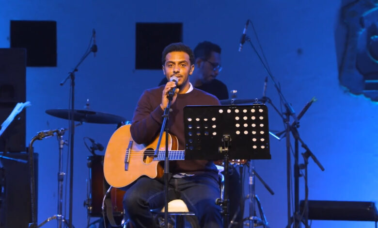 شاهد بالفيديو .. حضور جماهيري كبير لحسناوات في القاهرة لحفل المطرب "مازن حامد" .. من طرف الحبيب جات أغرب رسايل 1 mazinhamidcaironln