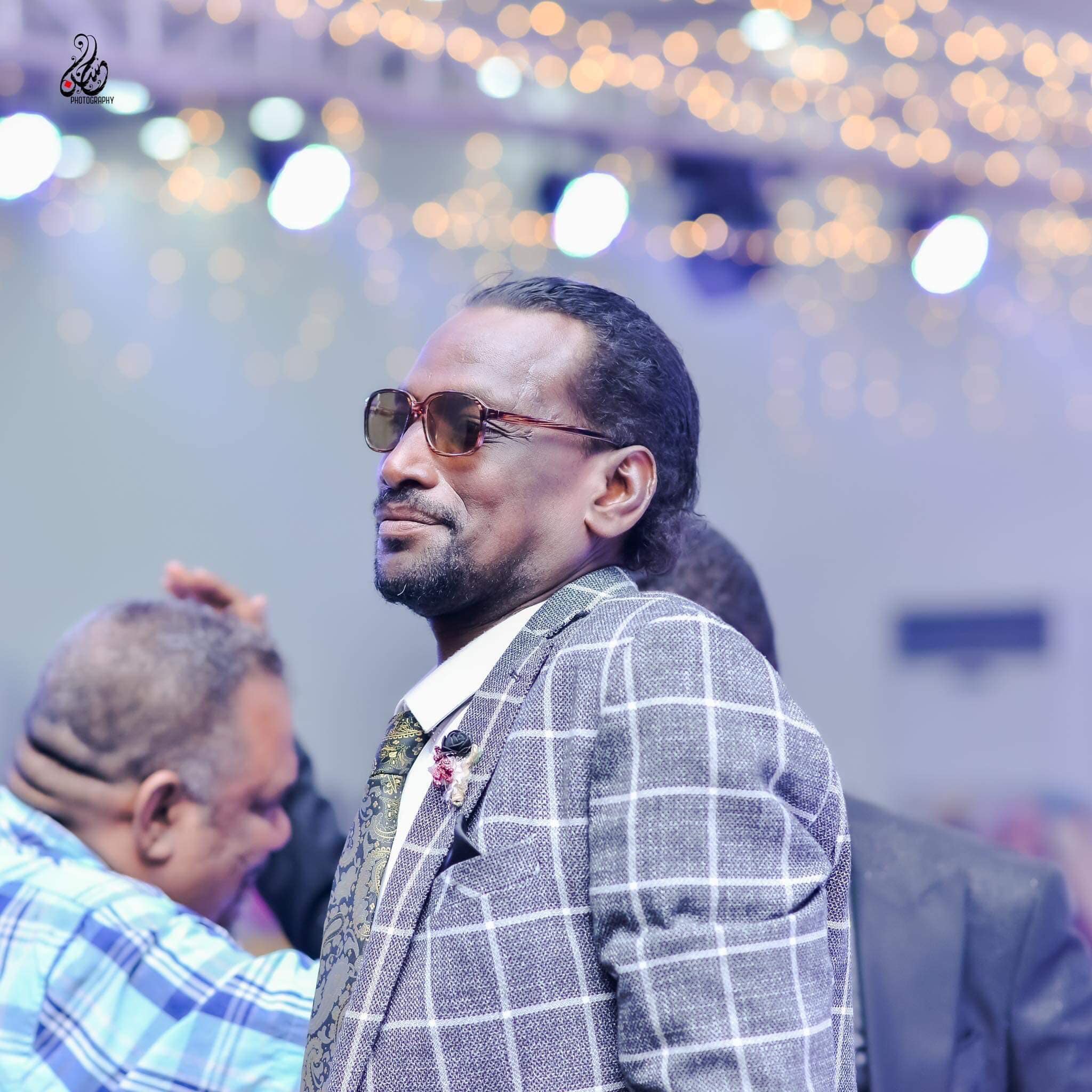 وفاة الممثل السوداني الشهير هاني عوض الله المعروف باسم (أبو الدبش) ونجوم الفن والإعلام ينعوه ويعددوا من محاسنه 10 أبو الدبش