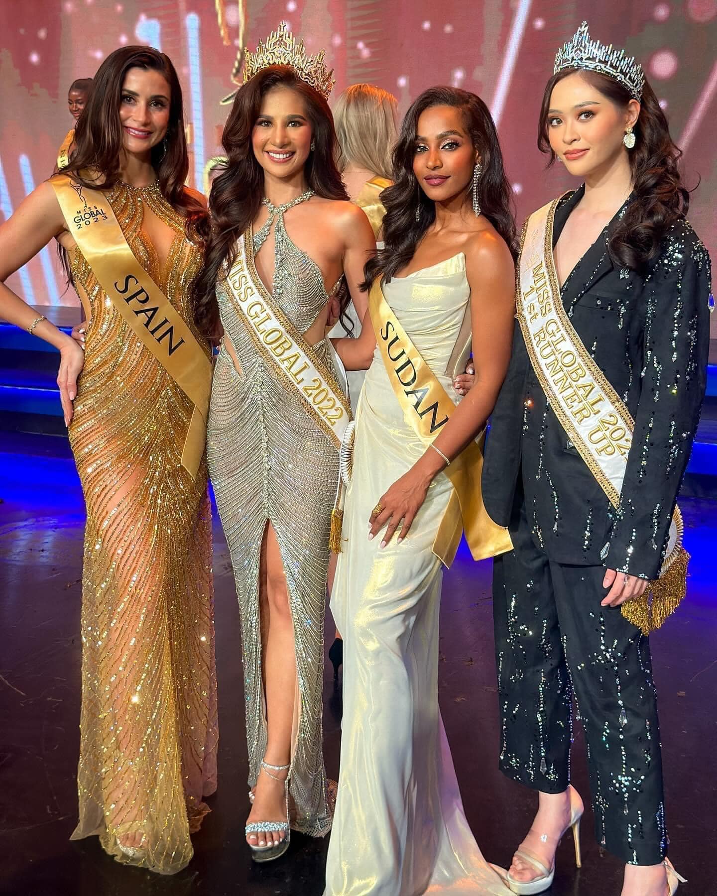 شاهد بالصور.. حسناء السودان تسابيح دياب تسحب البساط من ملكات جمال العالم في ظهورها الأول بالمسابقة العالمية 12 تسابيح دياب حديث2