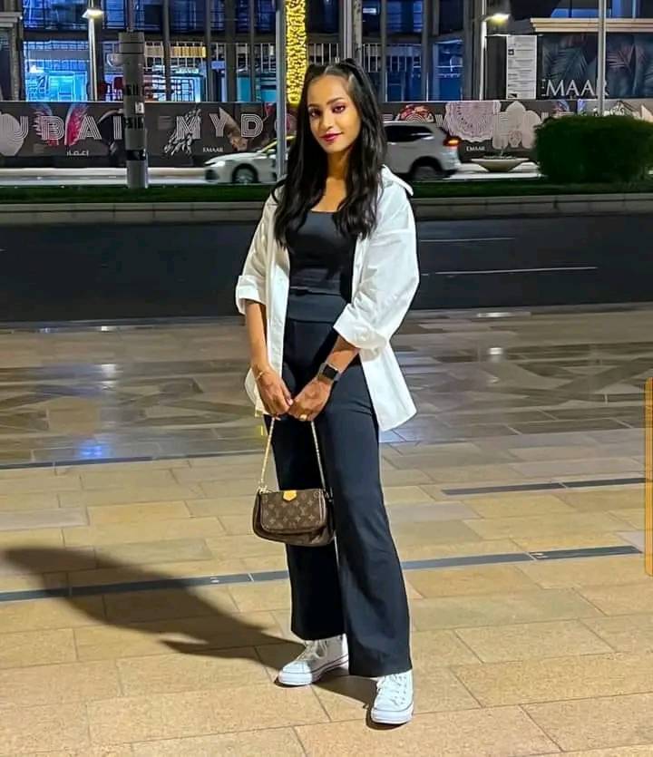 شاهد بالصورة.. حسناء السودان المشاركة في ملكة جمال العالم تسابيح دياب تظهر بإطلالة جديدة بعد نهاية المسابقة وتقول: (القروش رايحة والسماحة مع العمر بتروح إختار القلب والروح) 421475641 338882109059416 3147139746359491278 n