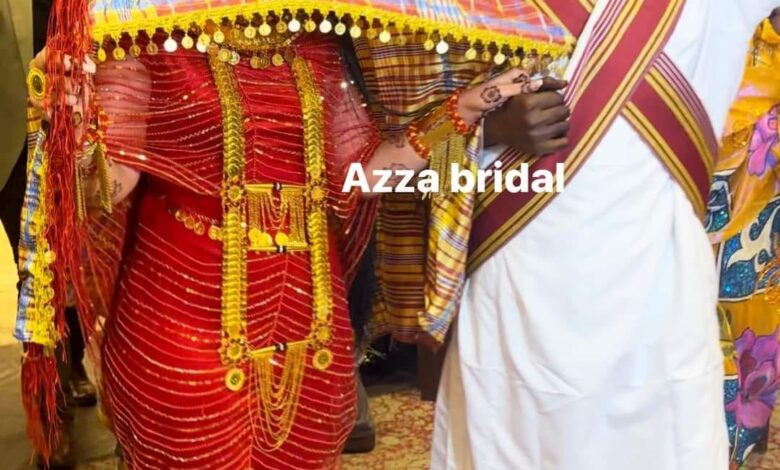 شاهد بالفيديو.. الفنان مأمون سوار الدهب وعروسته الحسناء يعودان لإشعال مواقع التواصل بوصلة رقص رومانسية 1 422397030 761048346078216 8571468895875303907 n