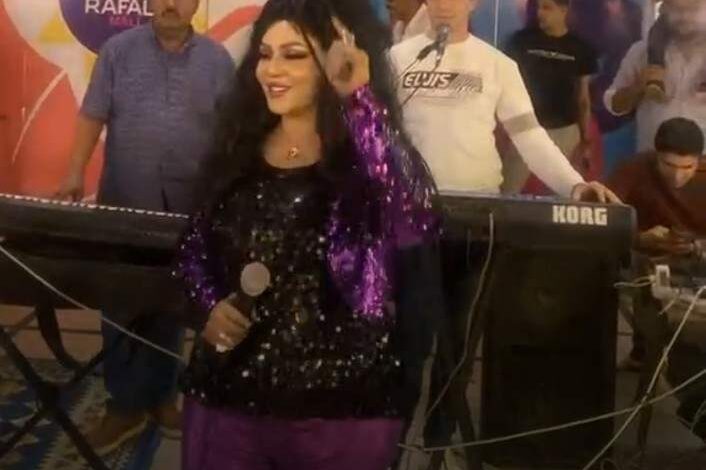شاهد بالصورة والفيديو.. بأزياء مثيرة للجدل الفنانة السودانية "جواهر" تشعل حفل غنائي بالقاهرة بالإنشاد "الترند" (براؤون يا رسول الله) 1 434309029 438692488680845 6811578653212001065 n