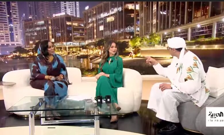 شاهد بالفيديو.. الفنانة هدى عربي تدهش وتبهر مذيع قناة العربية الفلسطيني "ليث" بمعلوماتها العامة عن أبرز شعراء مسقط رأسه بمدينة "نابلس" والجمهور يشيد بها ويصفها بالمثقفة والمتمكنة 1 هدي عربيي