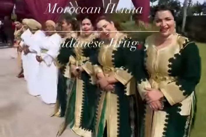 شاهد بالصورة والفيديو.. زواج أسطوري لشاب سوداني وحسناء مغربية وسط الأغاني السودانية والطقوس المغربية 1 441553599 3281133218859128 2391944053138853899 n
