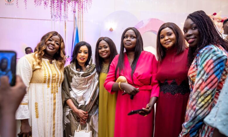 شاهد بالصور.. الفنانة إيمان الشريف تغني في جنوب السودان وتشيد بأهالي جوبا 444488547 1818247571983825 4892261419039129539 n