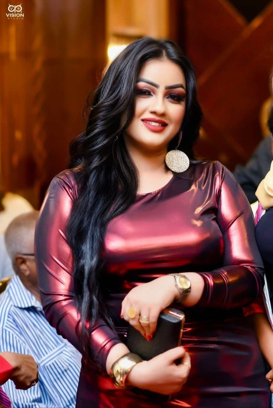 شاهد بالصور.. حسناء الفن السوداني أفراح عصام تبهر المتابعين بإطلالة ساحرة والجمهور يتغزل: (أرض أحفظي ما عليك) %D8%A3%D9%81%D8%B1%D8%A7%D8%AD %D8%B9%D8%B5%D8%A7%D9%853