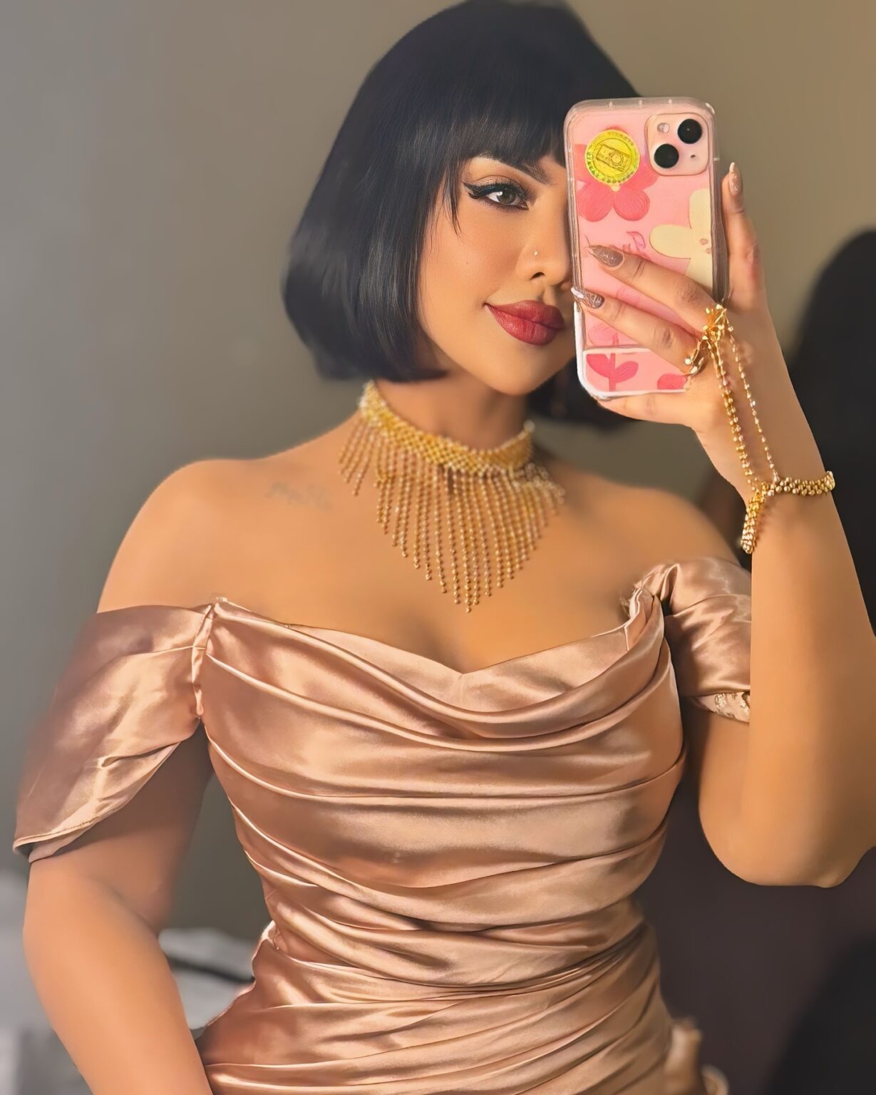 %D9%84%D9%88%D8%B4%D9%8A %D9%83%D9%84%D9%8A%D9%88%D8%A8%D8%A7%D8%AA%D8%B1%D8%A72