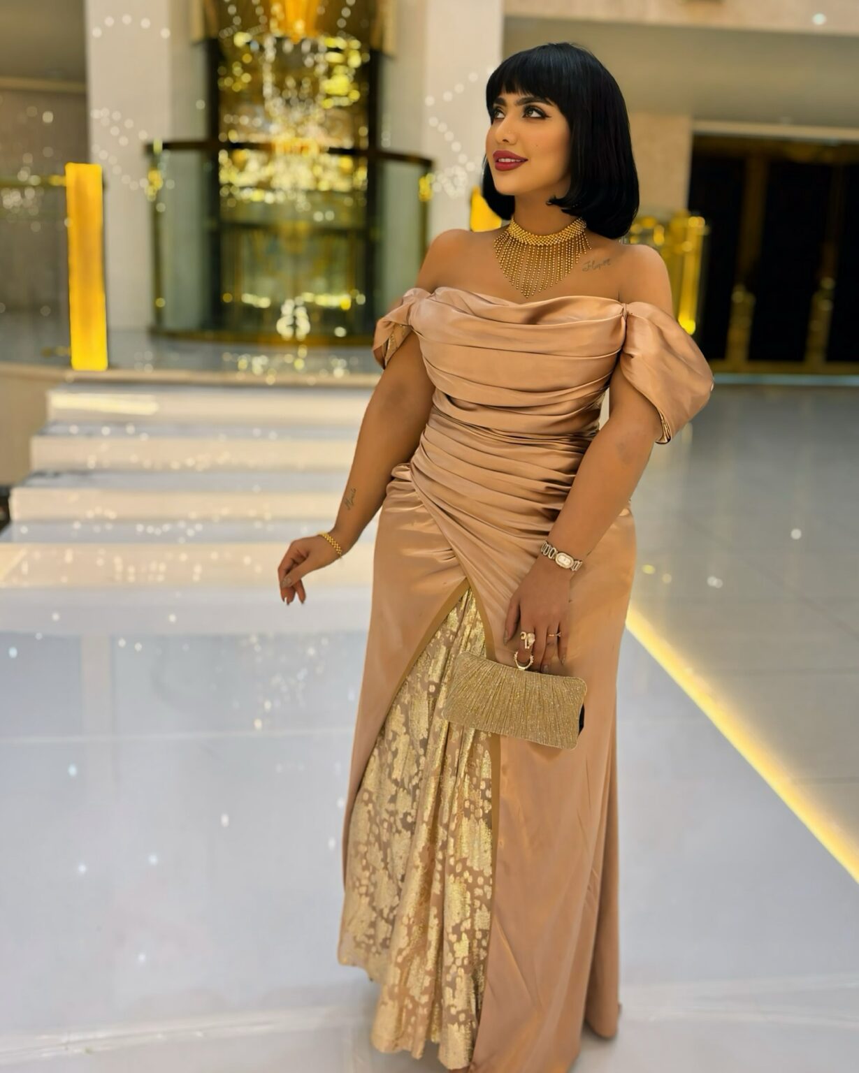 %D9%84%D9%88%D8%B4%D9%8A %D9%83%D9%84%D9%8A%D9%88%D8%A8%D8%A7%D8%AA%D8%B1%D8%A73