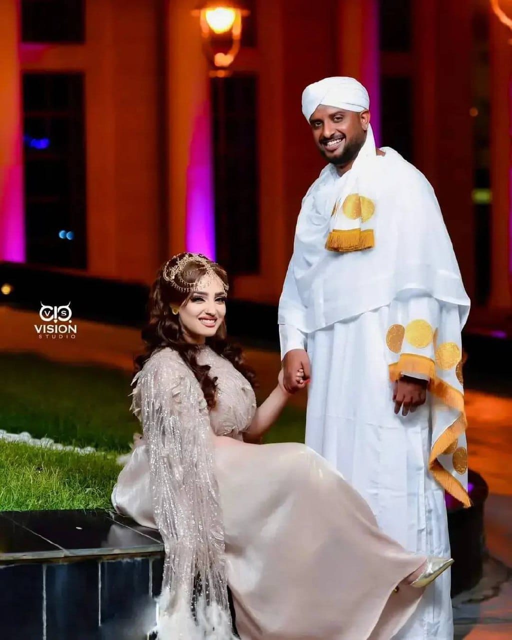 بصور حديثة.. "عرسان" الترند بالسودان يشعلان مواقع التواصل الاجتماعي من جديد 2 453228921 498131209429902 5908556673775105139 n