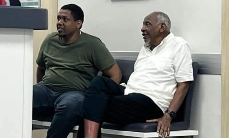 شاهد بالصورة والفيديو.. القيادي بحزب المؤتمر الوطني نافع علي نافع يصل تركيا ومتابعون يكشفون سبب الزيارة IMG 20240730 071737