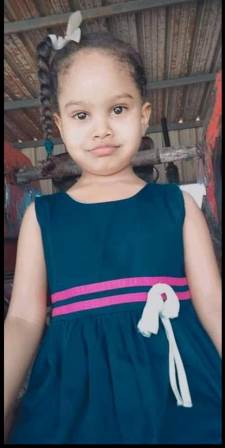 مليشيا الجنجويد تغتال الطفلة دان أمام اسرتها 1 دان