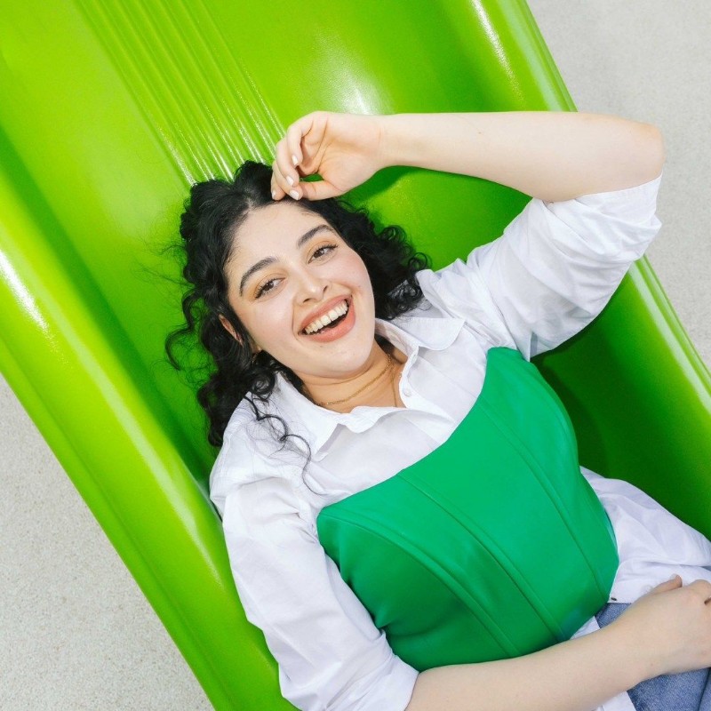 شاهد بالفيديو.. تيكتوكر مصرية تبهر جمهور مواقع التواصل بإجادتها التحدث الدارجية السودانية بطلاقة ومتابعيها: (تتكلم سوداني أحسن من السودانيين أعطوها الجنسية السودانية) 10 هديل مرعي