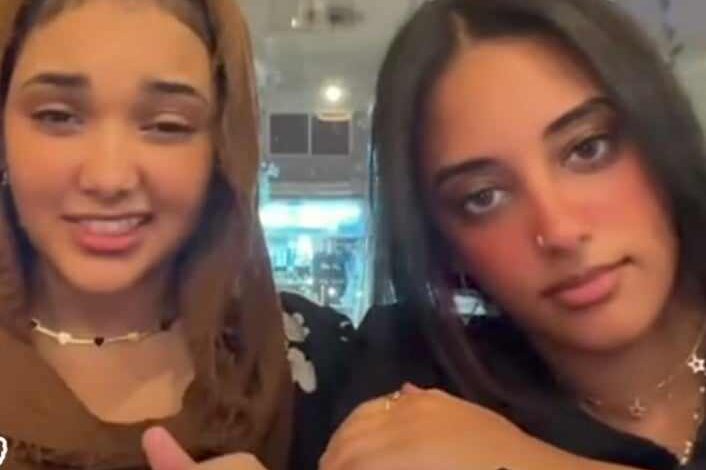 شاهد بالصورة والفيديو.. رداً على الفتنة المنتشرة عبر السوشيال ميديا.. حسناء سودانية تظهر مع صديقتها المصرية ويطلقن مبادرة: (مهما تطلعوا إشاعات مصر والسودان أخوات) 1 462642183 1046153547058792 4153389620476186155 n