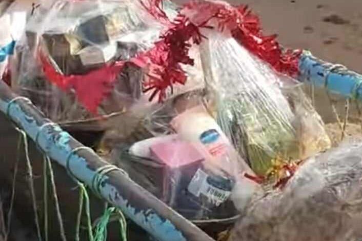 شاهد بالصورة والفيديو.. (أقلهن مهراً أكثرهن بركة).. "شيلة" عروس سودانية محملة على "كارو" متواضعة تثير اعجاب الجمهور 1 462583277 1249152416301314 2536819176854000294 n