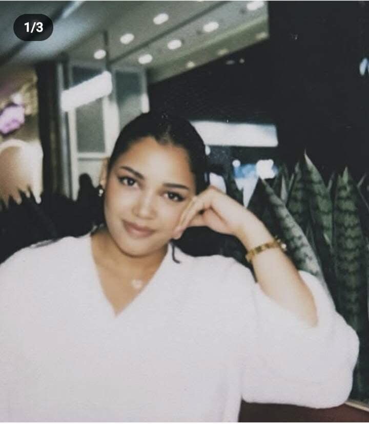 شاهد بالصور.. إبنة الفنانة ندى القلعة "ود" تواصل التربع على عرش السوشيال ميديا بإطلالة ملفتة والجمهور يتغزل: (كل الجمال وهبوه ليك وجعلوا السحر في مقلتيك) 2 469561052 506390795769229 7178536890593429381 n