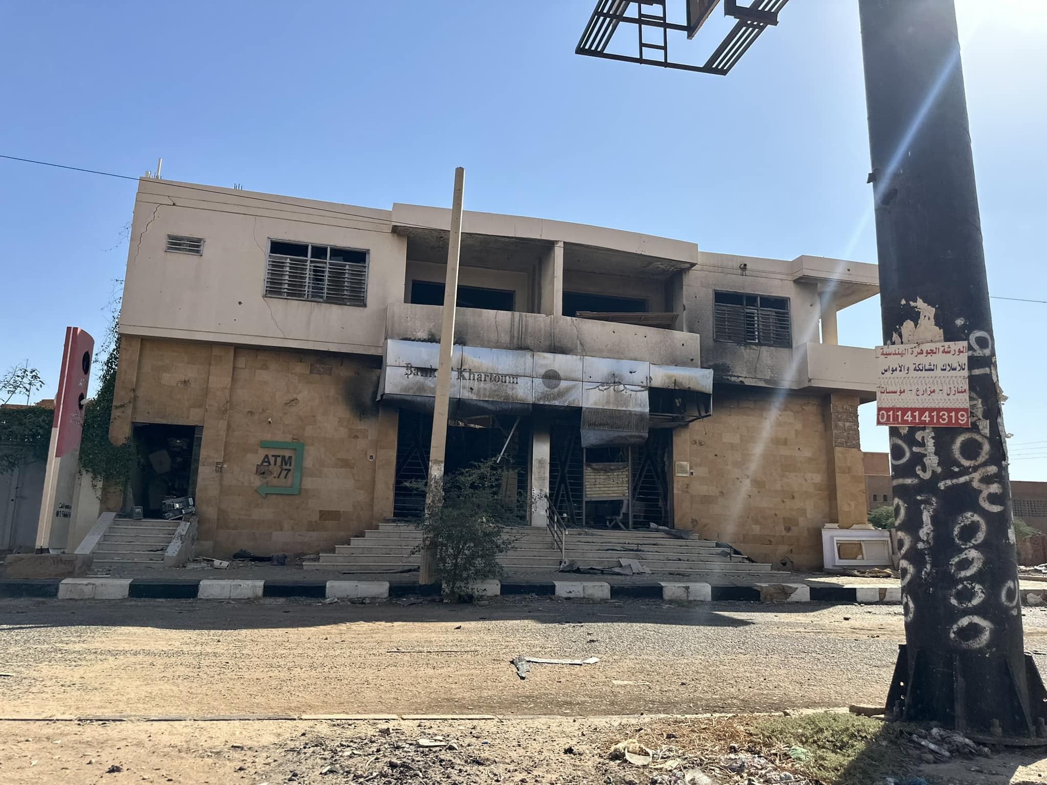 ناشط سوداني يزف البشرى لسكان بحري بعد أن زارها من شمالها لجنوبها: (بيوتكم بنسبة 98% بخير وما مدمرة واغلبية العفش موجود وأكثر من 20 الف عربية موجودة بالشوارع اغلبيتها بحالة جيدة) 10 475817653 9406175922768398 2664003934058977324 n