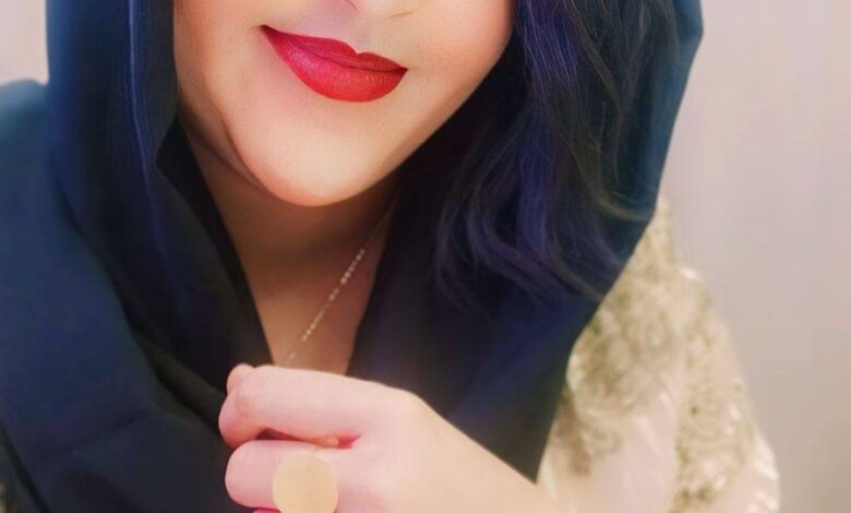 شاهد بالفيديو.. بصوت طروب.. فنانة سودانية تسخر من "الدعامة" (فرق الغوالي شين يا الحبايب.. حميدتي هسا وين وجاينكم في الضعين) 1 مي مضوي