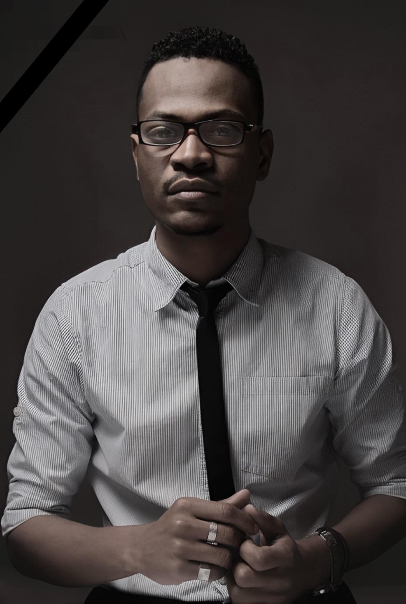 ليس العامل النفسي والتفكير كما أشيع.. الكشف عن المرض الذي تسبب في وفاة الفنان السوداني الشاب محمد الجزار 10 محمد الجزار