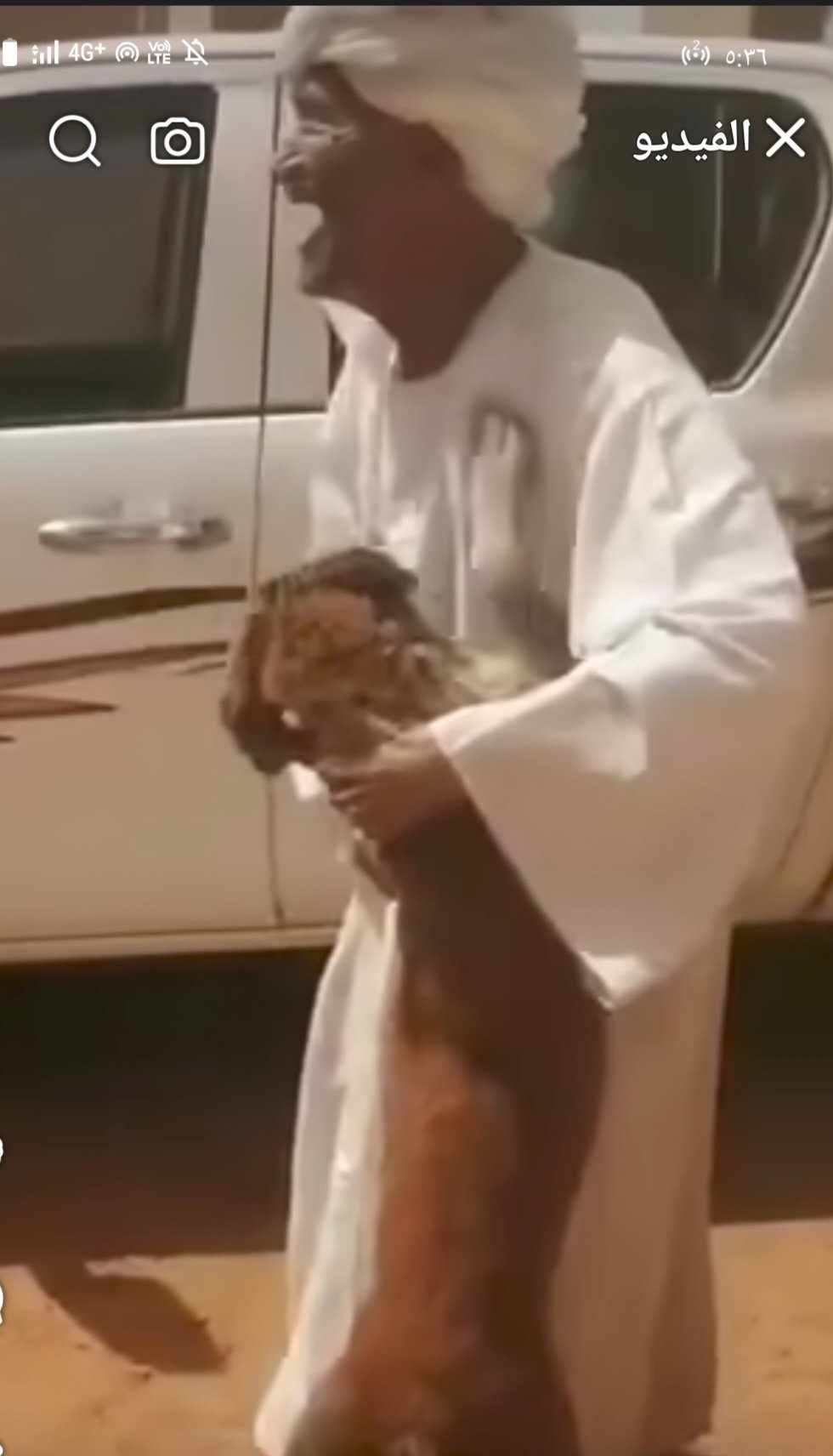 شاهد بالصورة والفيديو.. عانقه بشدة ورفض تركه.. "كلب" يستقبل صاحبه السوداني بعد عودته لمنزله بعد غياب دام لعام ونصف بالأحضان 10 494359122 999646605676013 645752808074315544 n