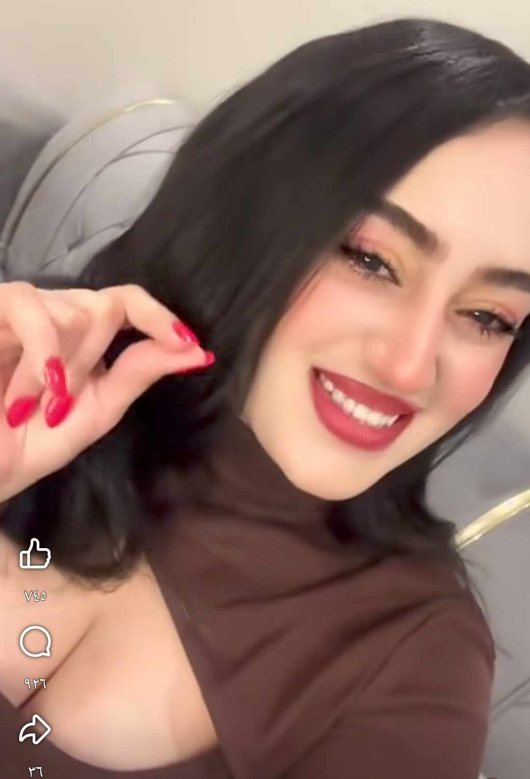 شاهد بالفيديو.. المودل آية أفرو تواصل تخصصها في إثارة الجدل بوصلة رقص مثيرة بأزيائها الفاضحة على أنغام أغنية الدولية الشهيرة 10 494819906 1227466852053286 2519804557696908396 n