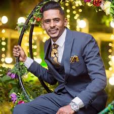 شاهد بالفيديو.. الفنان السوداني "الفحيل" يفاجئ الجميع ويعلن قيمة التعاقد معه لإحياء حفل غنائي (10 ألف جنيه فقط) 1 images 25