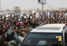 شاهد بالفيديو.. "البرهان" يقتحم حفل بأحد شوارع الخرطوم ويخاطب الشباب والجمهور (والله الكاهن دا حيرنا بقى مواطن زينا) 10 البرهان1